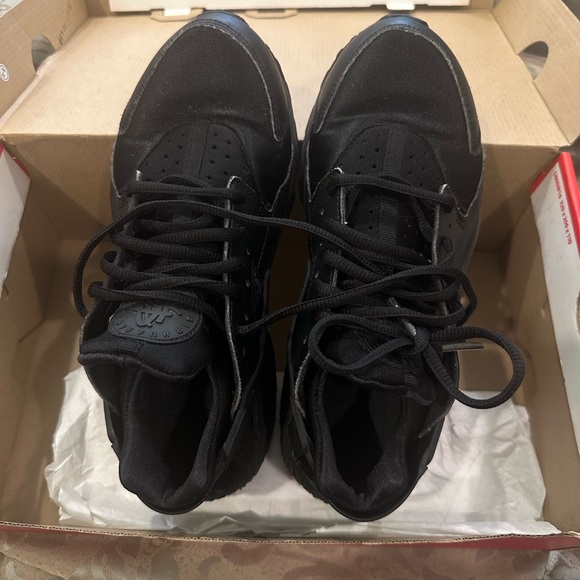 Nike Black huaraches - Picture 4 of 5